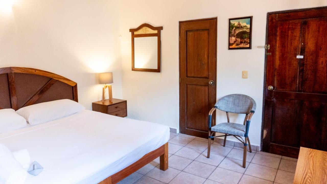 Hotel Esencia Puerto Escondido à Puerto Escondido  Extérieur photo