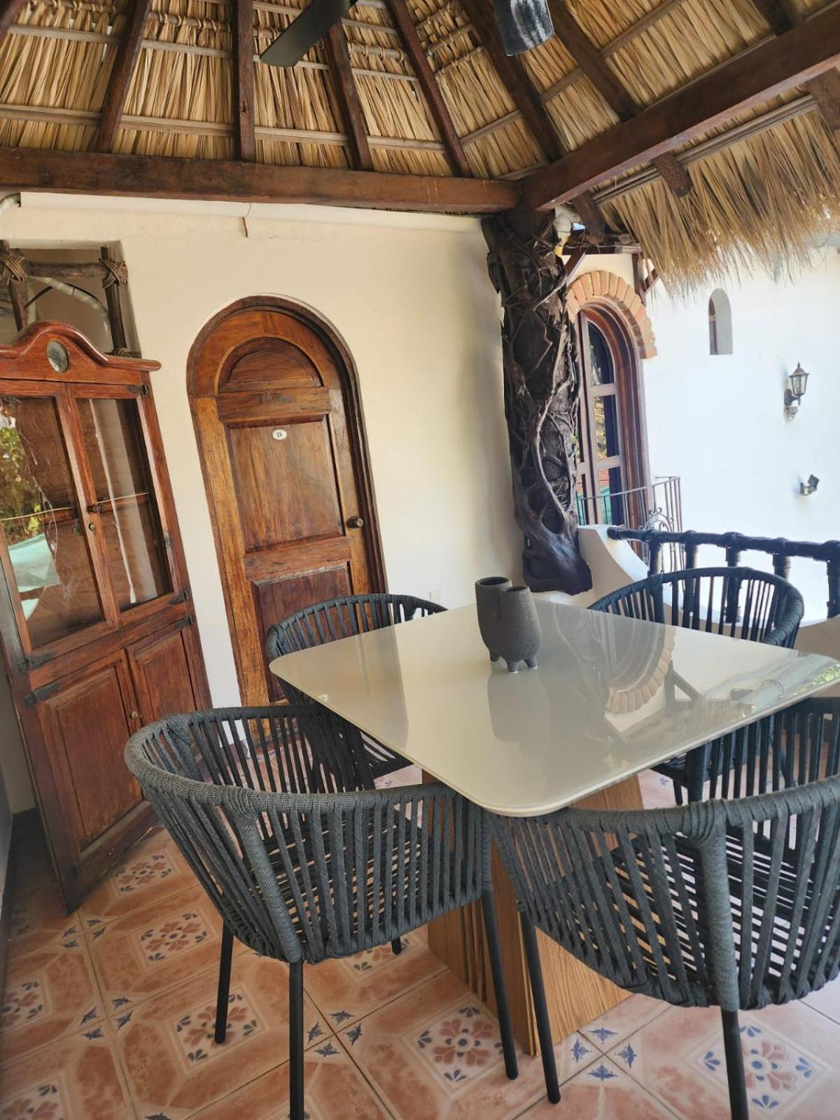 Hotel Esencia Puerto Escondido à Puerto Escondido  Extérieur photo